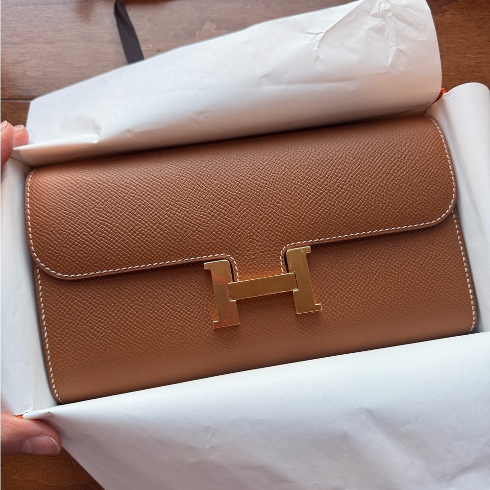 NEW Hermes Constance to go Gold Epsom